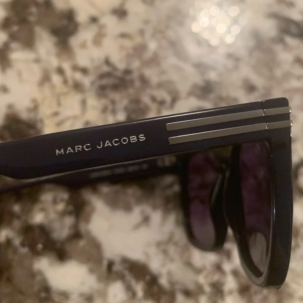 Marc Jacobs Unisex Flat Top Sunglasses